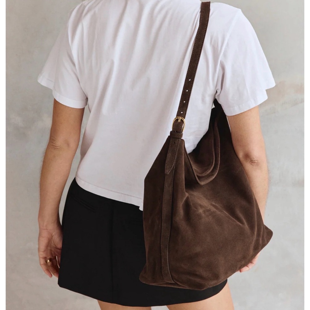 Elegant Brown Suede Shoulder Bag - Picture 8 of 10